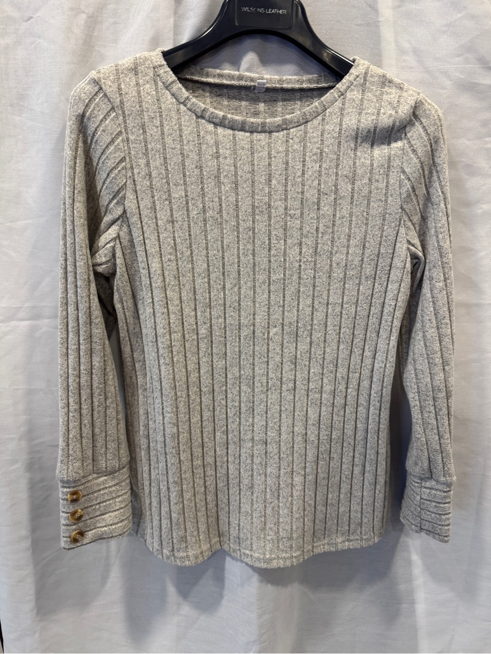 Ribbed Long-Sleeve Crewneck Top — Light Gray